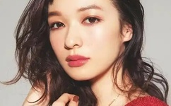 伊人成人生综合网图片